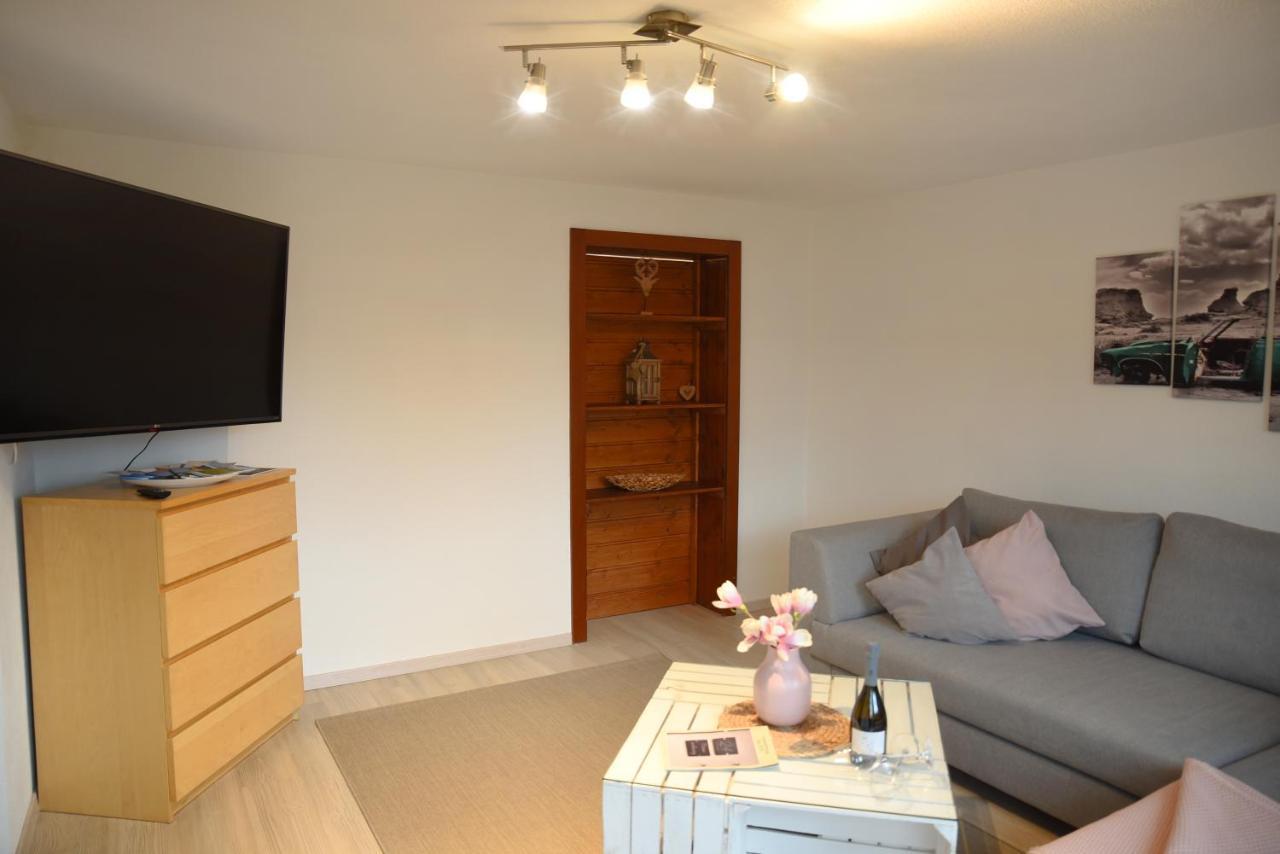 旺格勒80 M2 Haushaelfte, 3 Zimmer, Parkplaetze, Bis 6 Pers公寓 外观 照片