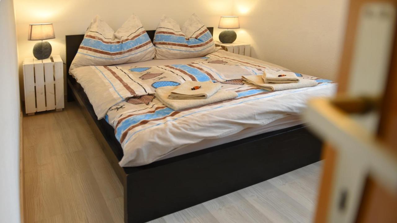 旺格勒80 M2 Haushaelfte, 3 Zimmer, Parkplaetze, Bis 6 Pers公寓 外观 照片